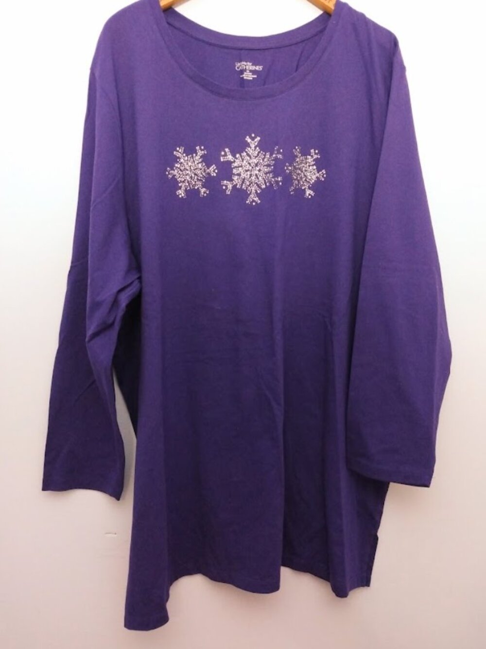 Women's 2X Chistmas Holiday Top Purple Silver Glitter Snowflake Beaded Cotton